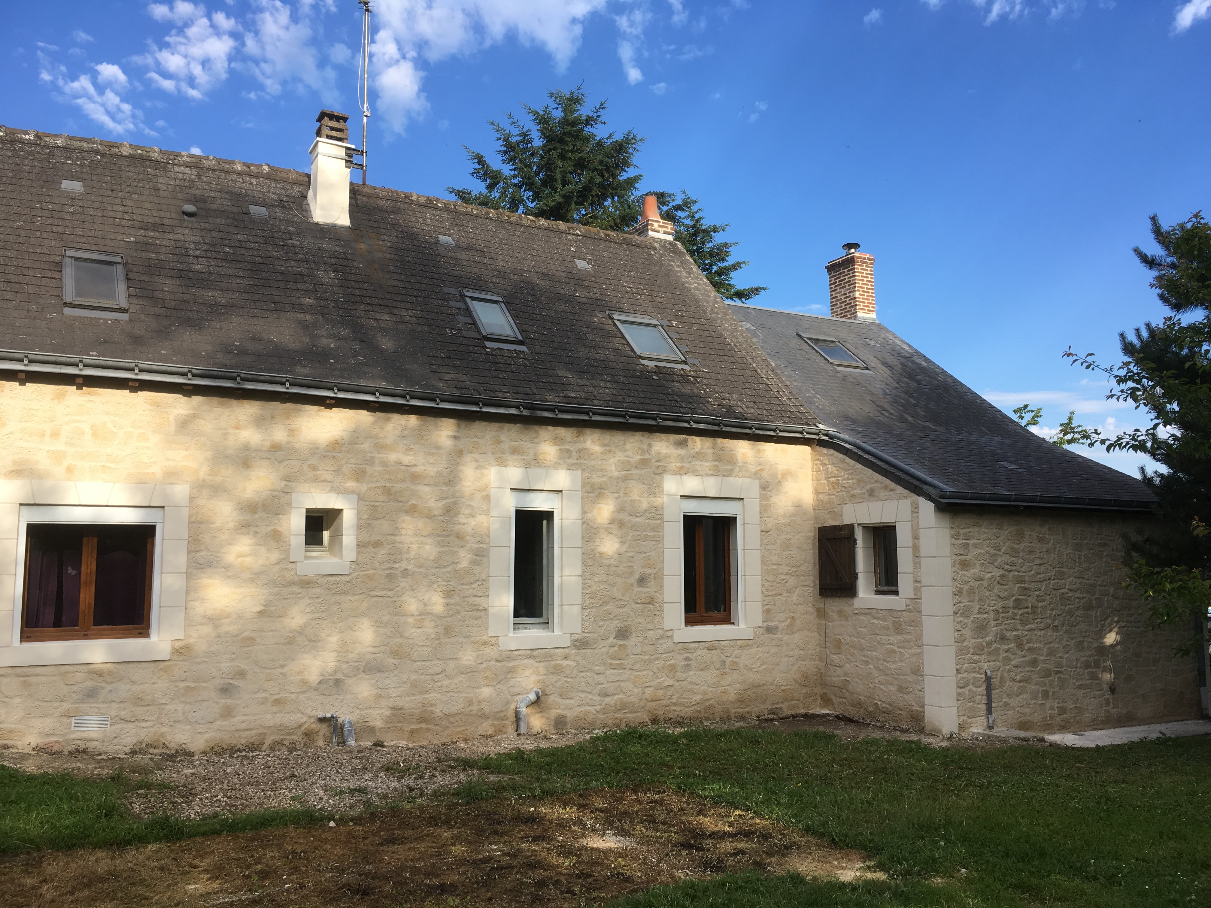 DECORATION ASPECT PIERRE INTERIEURE ET EXTERIEURE (19)