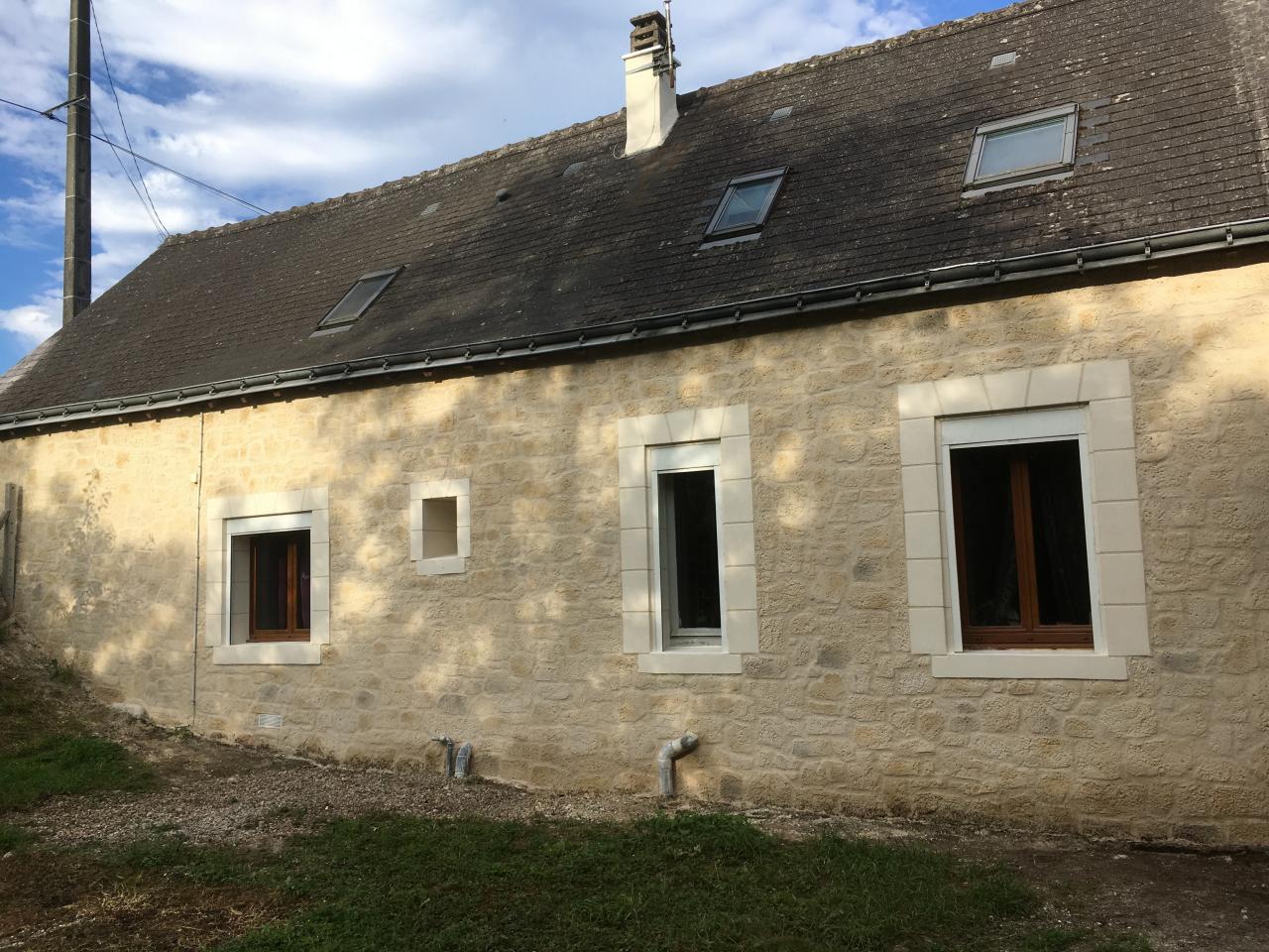 rénovation avec décoration aspect pierre (2)